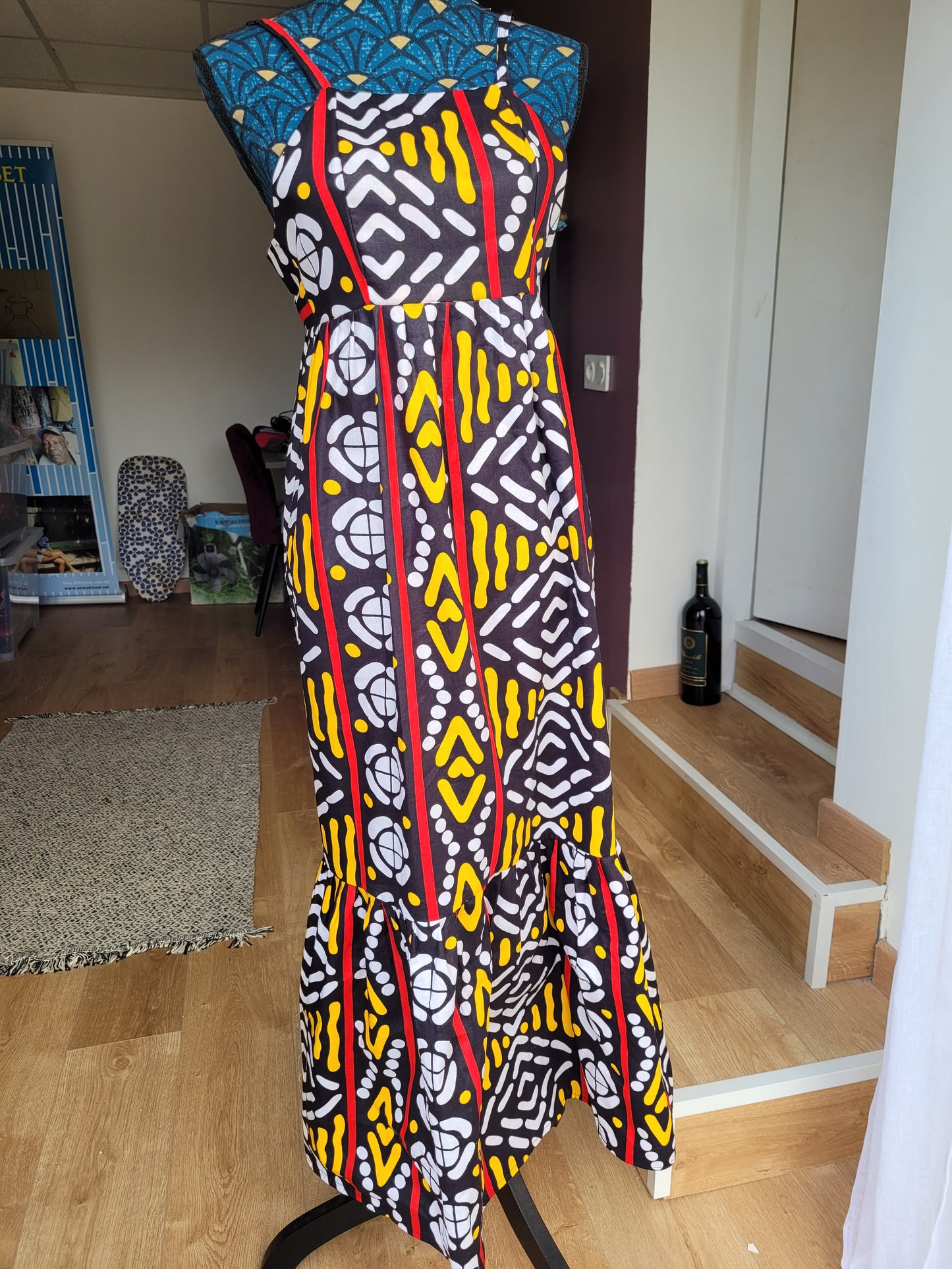 Robe Longue à noeud noire et jaune