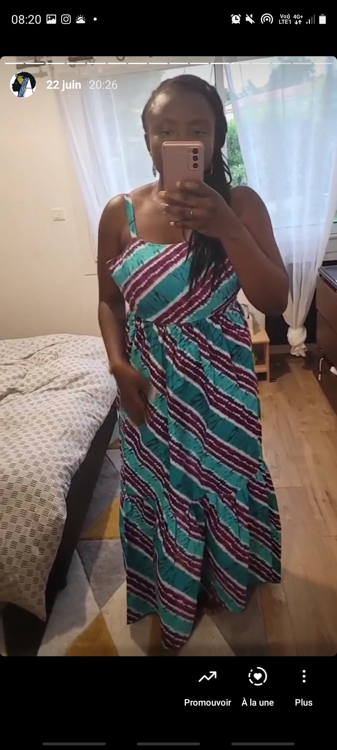Robe Longue à noeud vert et violet